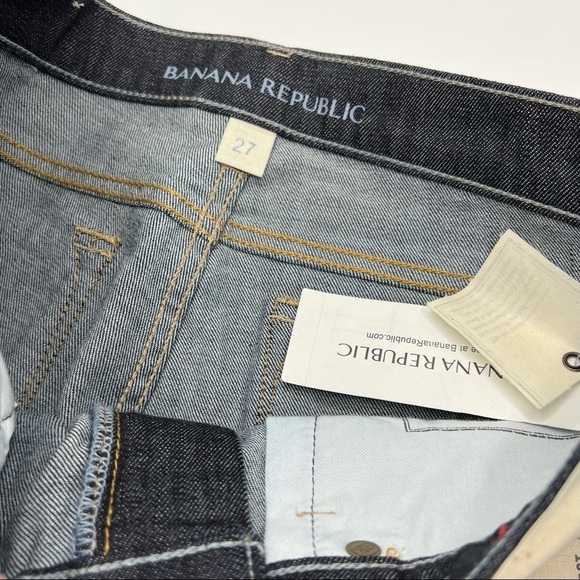 Banana Republic • Boot-Cut Low Rise Denim jeans - Picture 3 of 8